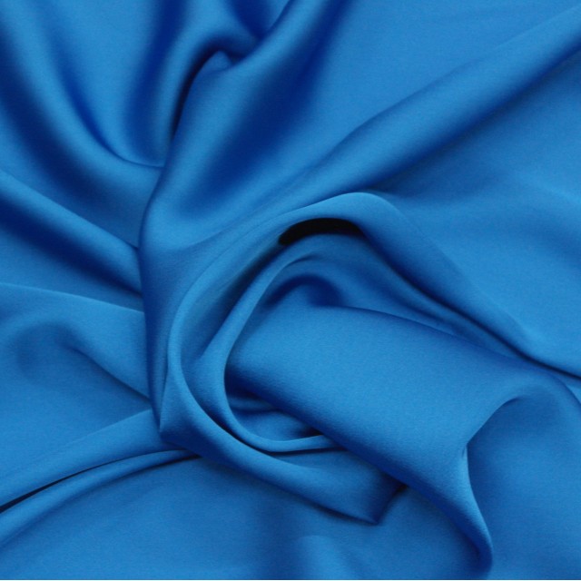 Купить ткань шелк атлас цвет синий в магазине тканей в Москве по низкой цене
