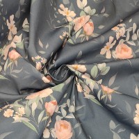 Костюмно плательная ткань Твилл с красивым принтом розы